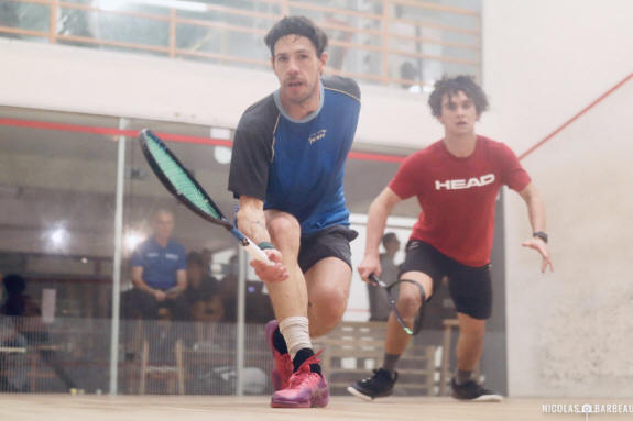 Robertino Pezzota (fore) in action in the opening round in Cognac