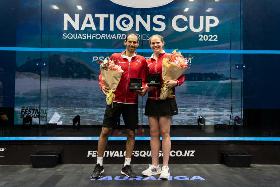 Carrus Nations Cup winners England: Mohamed ElShorbagy (left) and Sarah-Jane Perry (right)