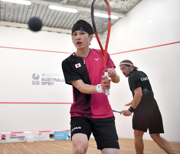 Ryunosuke Tsukue in action